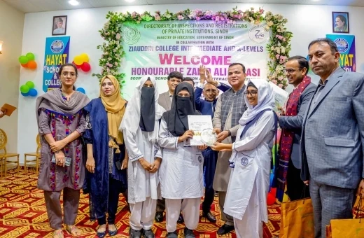 Hayat students receiving achievement awards